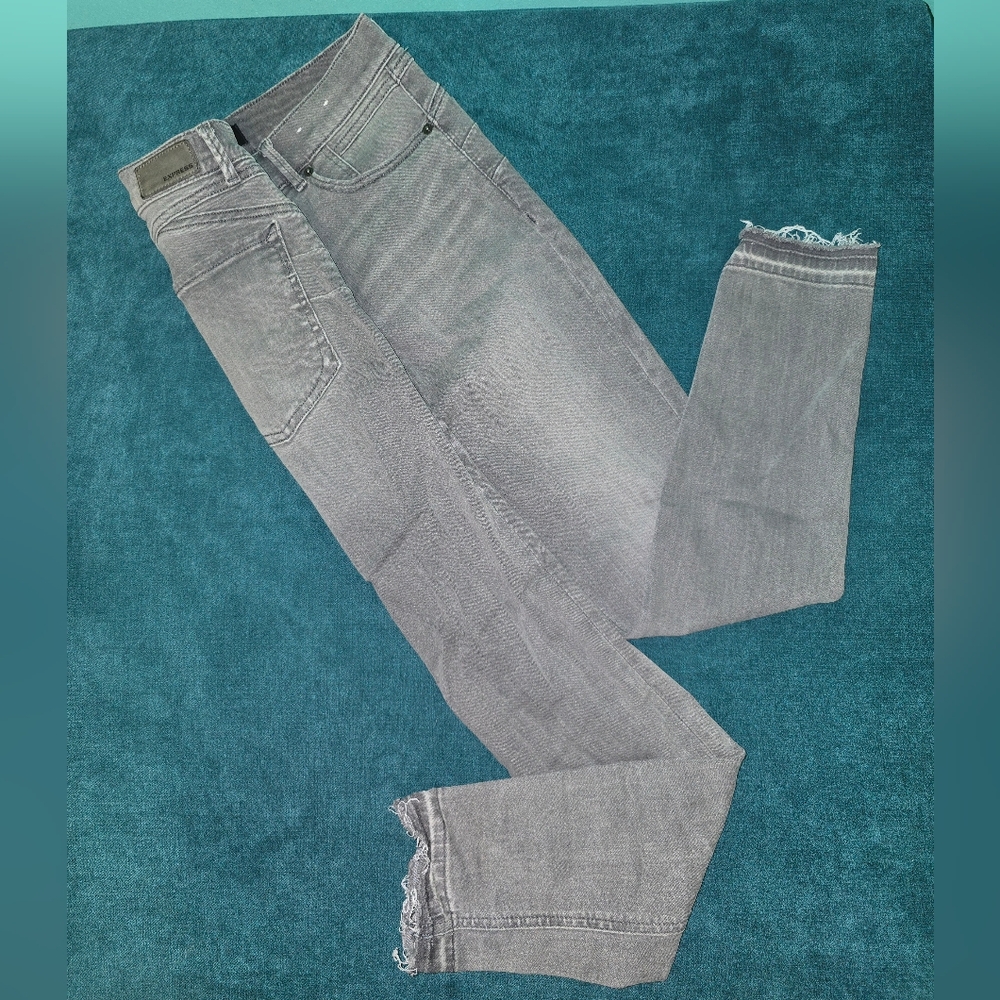 Express Women's Light Gray Stretch Lift Ankle Jeans Size 10